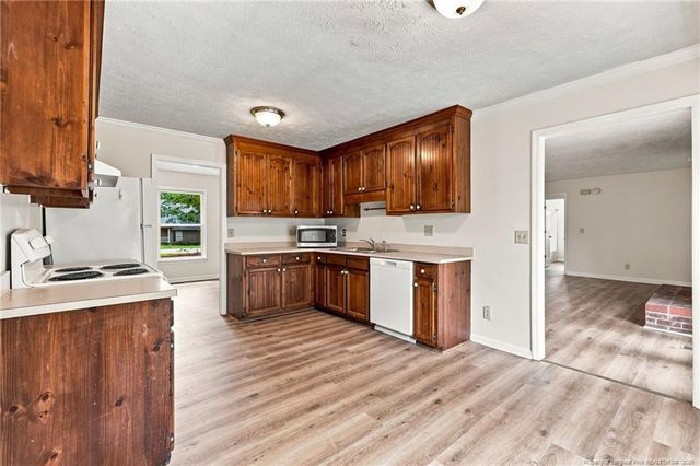 924 E Winds Lane, Fayetteville, NC 28311