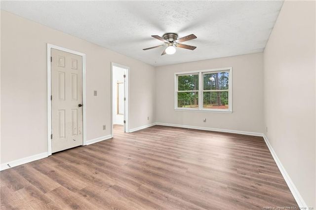 924 E Winds Lane, Fayetteville, NC 28311