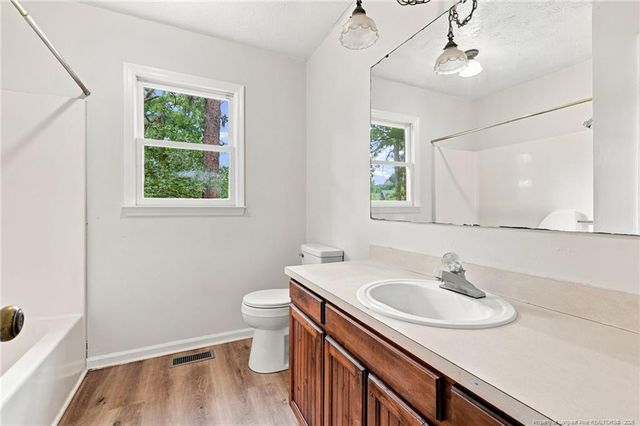 924 E Winds Lane, Fayetteville, NC 28311