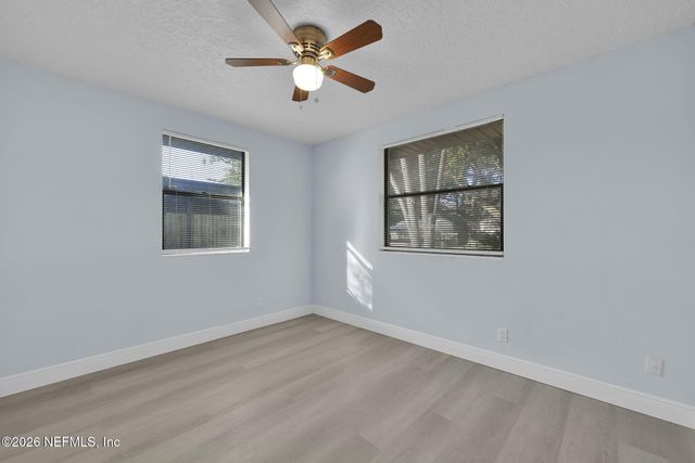 2531 E BURLINGAME Drive, Jacksonville, FL 32211