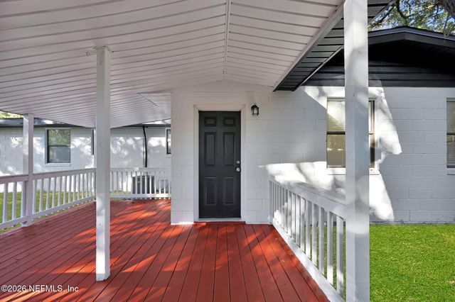 2531 E BURLINGAME Drive, Jacksonville, FL 32211