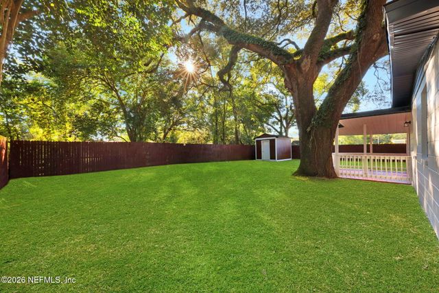 2531 E BURLINGAME Drive, Jacksonville, FL 32211