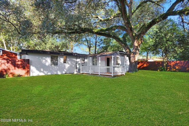 2531 E BURLINGAME Drive, Jacksonville, FL 32211