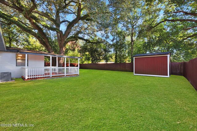 2531 E BURLINGAME Drive, Jacksonville, FL 32211