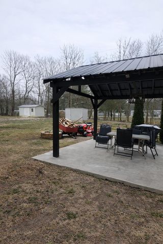 594 Sycamore Drive, Bronston, KY 42518