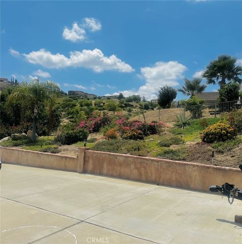 11056 Orchard View Lane, Riverside, CA 92503