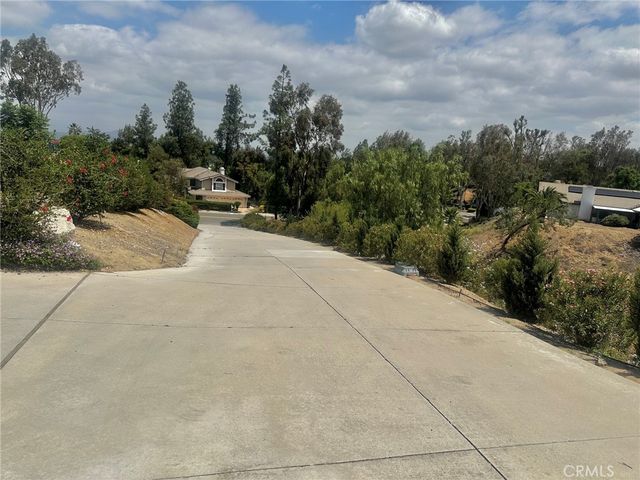 11056 Orchard View Lane, Riverside, CA 92503