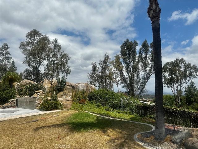 11056 Orchard View Lane, Riverside, CA 92503