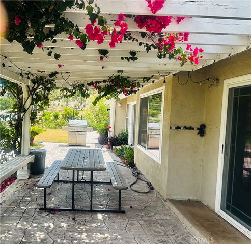 11056 Orchard View Lane, Riverside, CA 92503