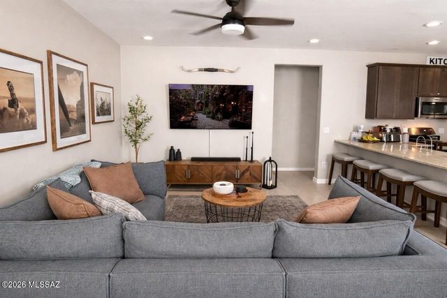 10484 W Washburn Street, Marana, AZ 85653