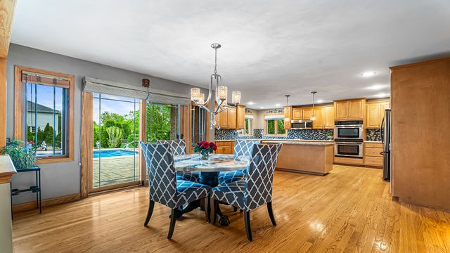 22043 EMILY Lane, Frankfort, IL 60423