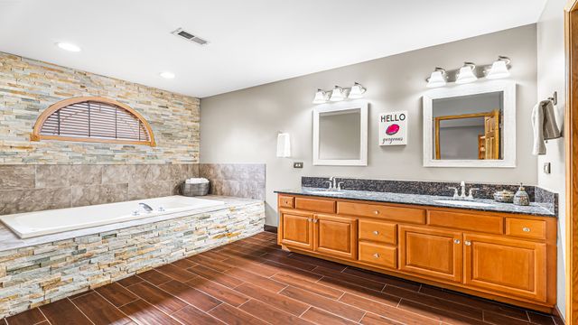 22043 EMILY Lane, Frankfort, IL 60423