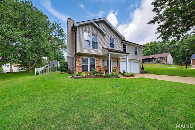 7101 Coram Drive, St Louis, MO 63129