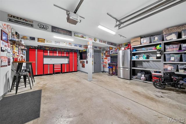 7101 Coram Drive, St Louis, MO 63129