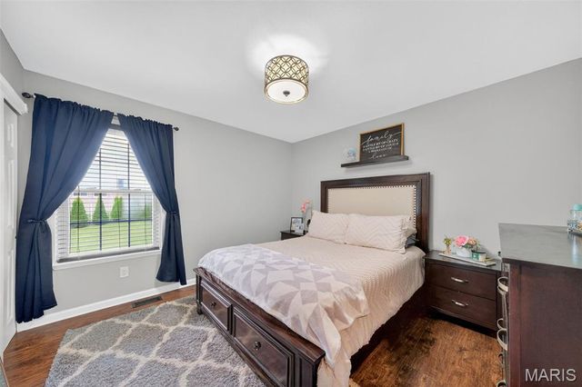 7101 Coram Drive, St Louis, MO 63129
