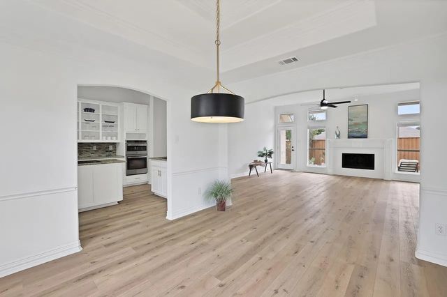 4604 Preston Bend Drive, Arlington, TX 76016