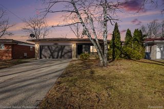30205 Boewe Drive, Warren, MI 48092
