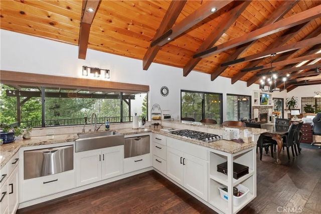 26603 Hillcrest Lane, Lake Arrowhead, CA 92352