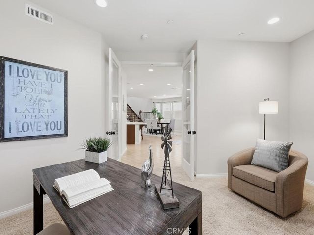8 Willow Way, Lake Forest, CA 92630