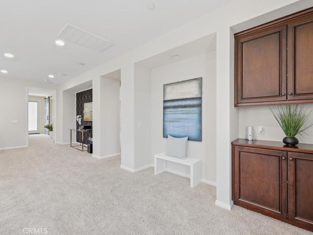 8 Willow Way, Lake Forest, CA 92630