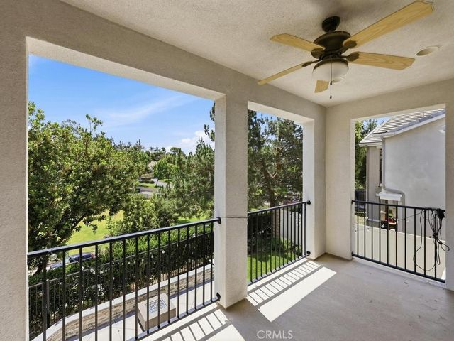 8 Willow Way, Lake Forest, CA 92630