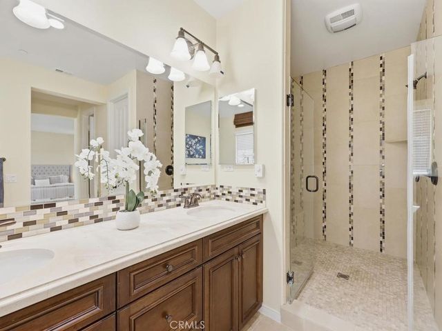 8 Willow Way, Lake Forest, CA 92630