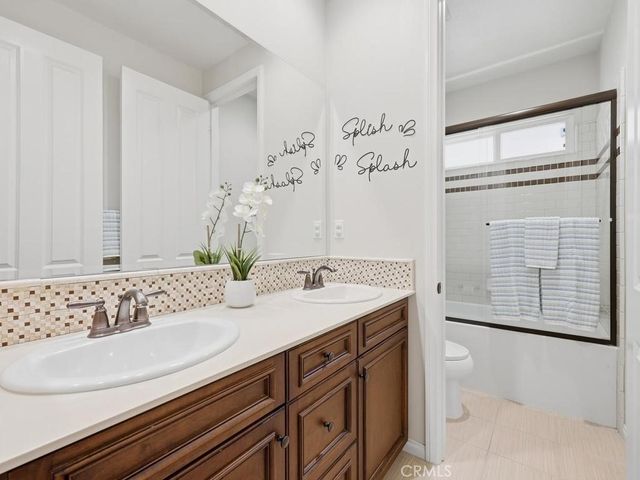 8 Willow Way, Lake Forest, CA 92630