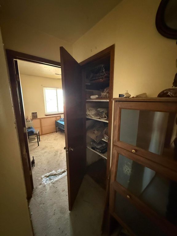 Image 22 of property listing at 107 2nd Street SE, Rio Rancho, NM 87124