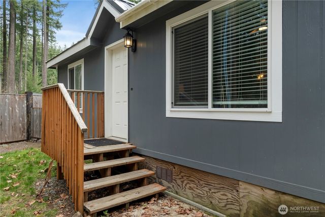 138 Sherwood Lane, Packwood, WA 98361