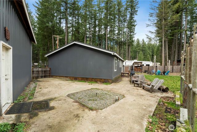 138 Sherwood Lane, Packwood, WA 98361