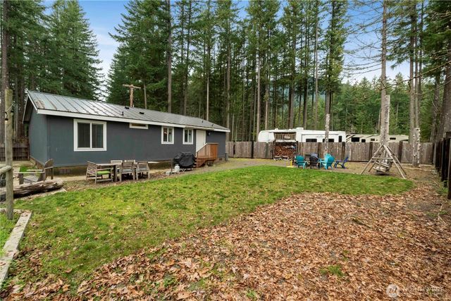 138 Sherwood Lane, Packwood, WA 98361