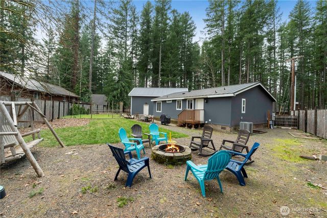 138 Sherwood Lane, Packwood, WA 98361