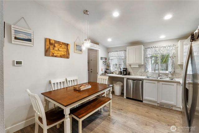 138 Sherwood Lane, Packwood, WA 98361