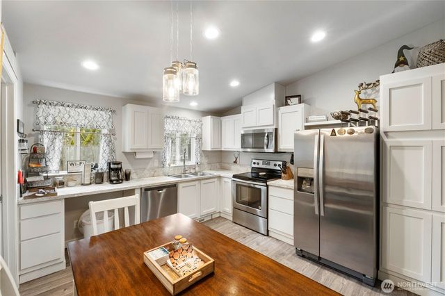 138 Sherwood Lane, Packwood, WA 98361