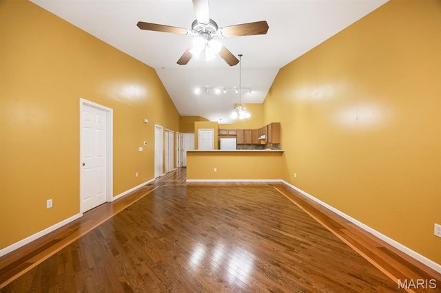 10916 Upland Terrace Drive, Lebanon, IL 62254