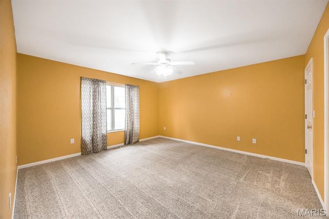 10916 Upland Terrace Drive, Lebanon, IL 62254