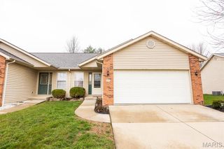 10916 Upland Terrace Drive, Lebanon, IL 62254