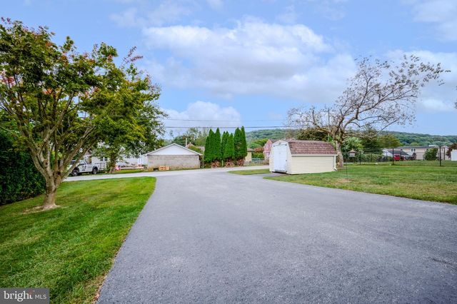 816 CHARLES ST, Coatesville, PA 19320