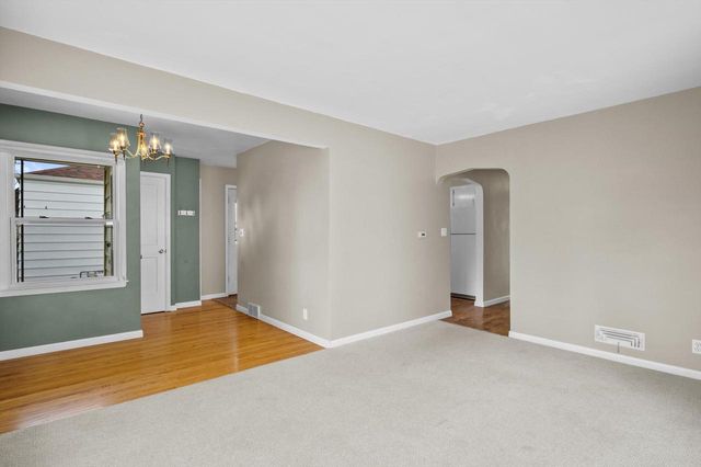 12723 W Colfax PLACE, Butler, WI 53007