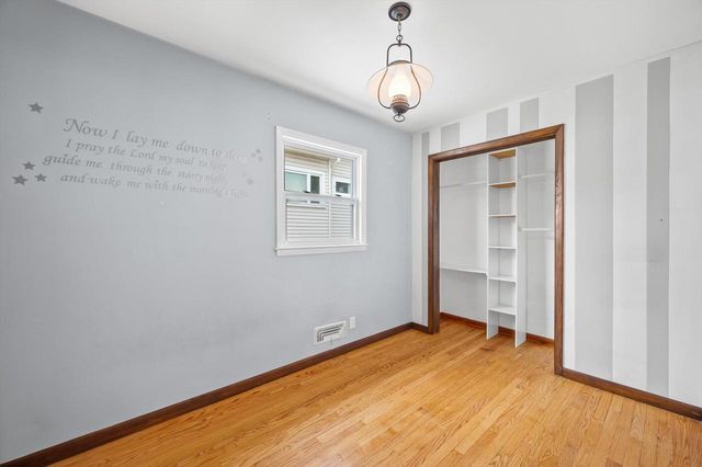 12723 W Colfax PLACE, Butler, WI 53007