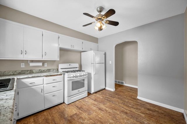 12723 W Colfax PLACE, Butler, WI 53007
