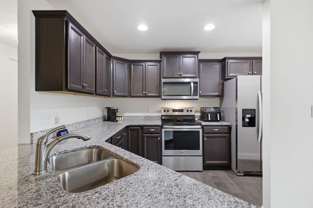 109 Mangrum Rd, Bon Aqua, TN 37025
