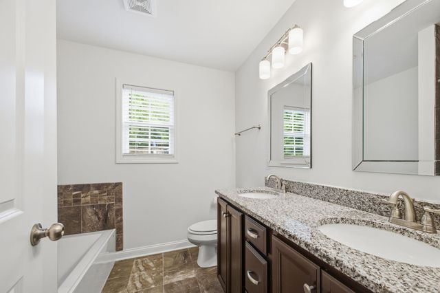 109 Mangrum Rd, Bon Aqua, TN 37025