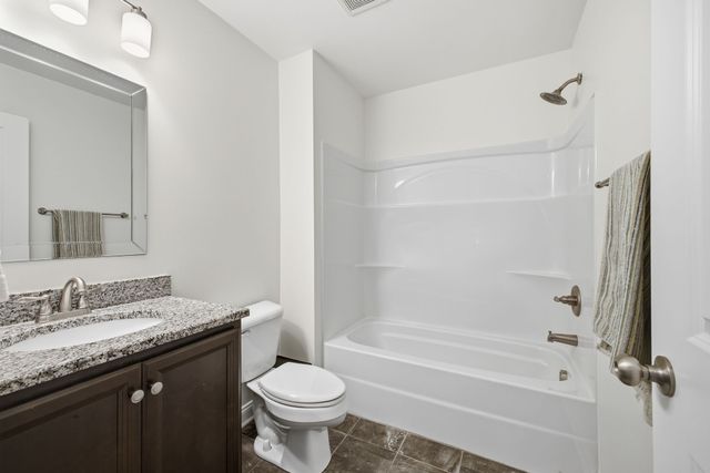 109 Mangrum Rd, Bon Aqua, TN 37025