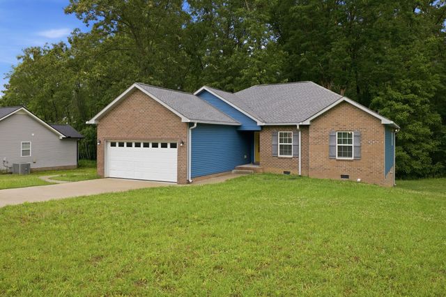 109 Mangrum Rd, Bon Aqua, TN 37025