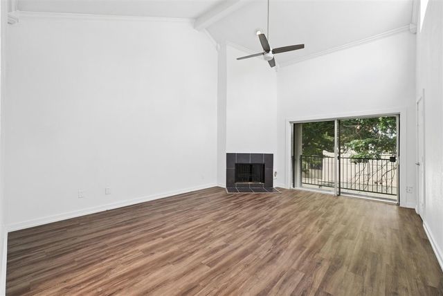 3618 Gillespie Street 102, Dallas, TX 75219