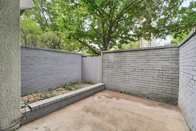 3618 Gillespie Street 102, Dallas, TX 75219
