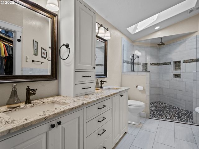 29530 HODSDONSDALE Ln, Eugene, OR 97402