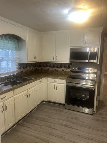 816 S High St, Winchester, TN 37398