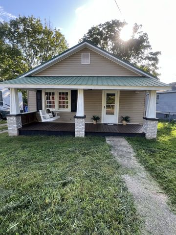 816 S High St, Winchester, TN 37398